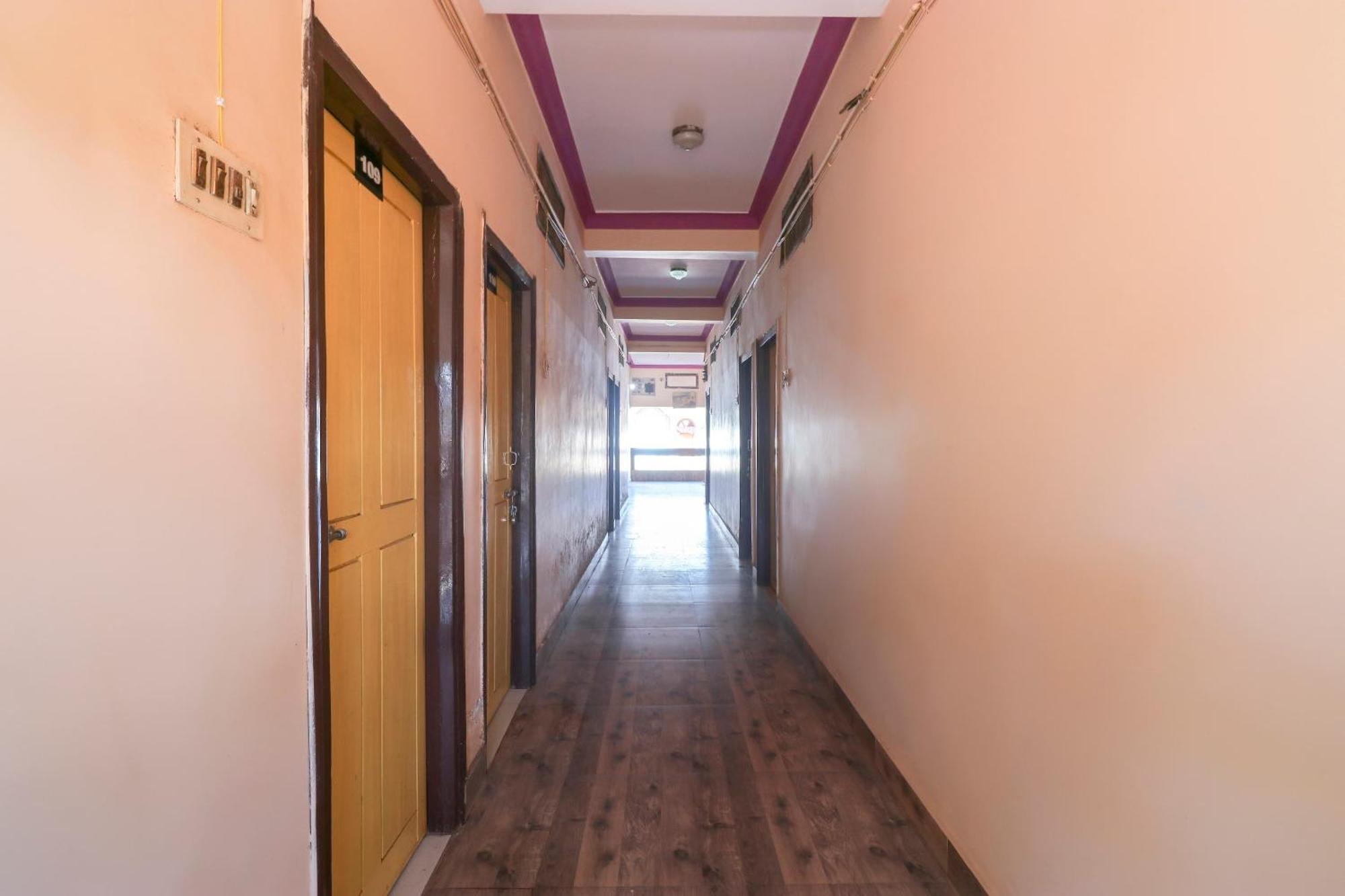 Spot On Hotel Poonam Jagdalpur 외부 사진