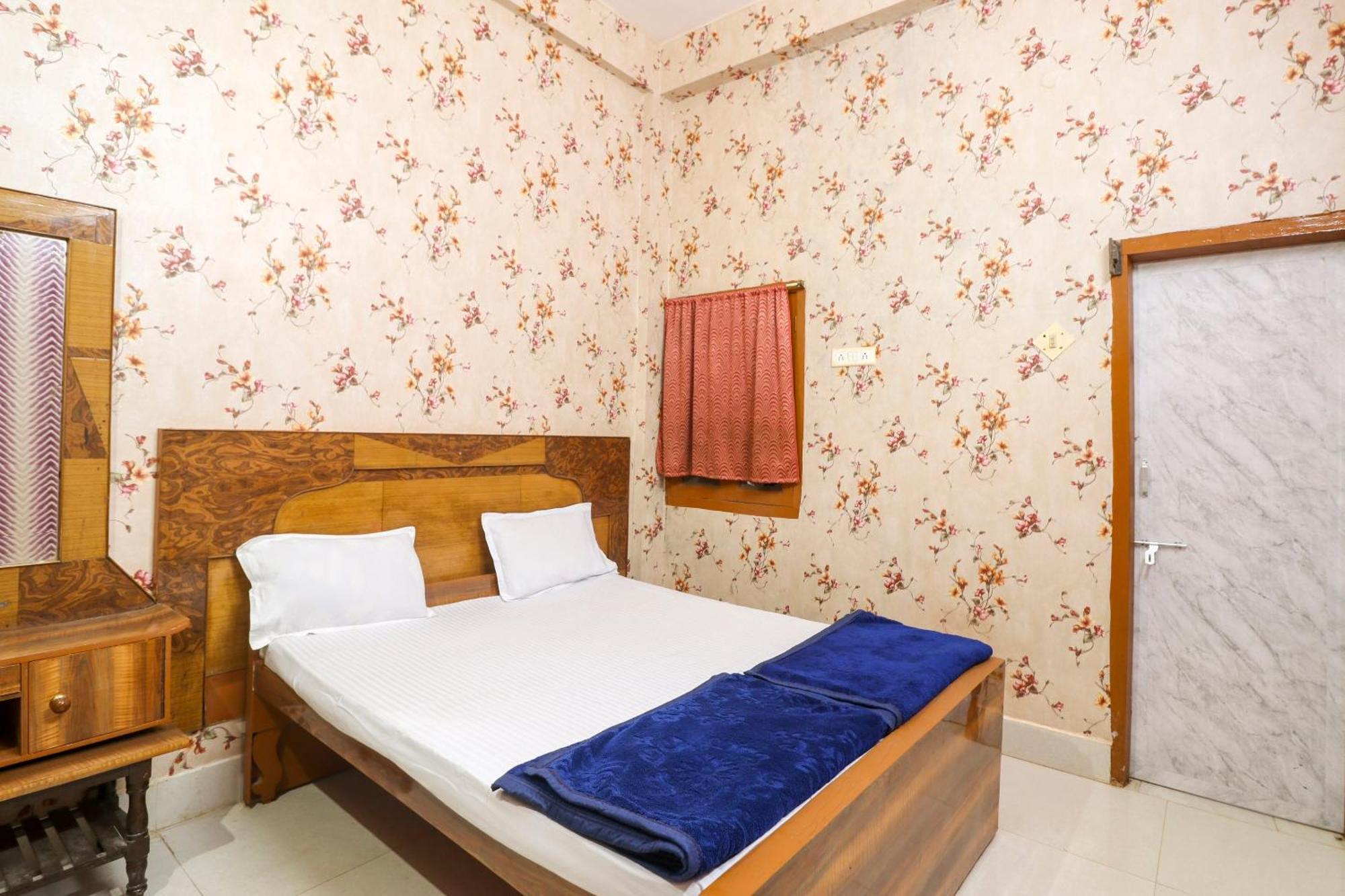Spot On Hotel Poonam Jagdalpur 외부 사진
